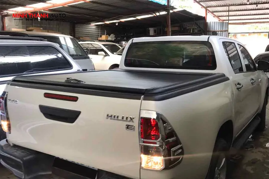 Nắp thùng xe bán tải hilux cũ