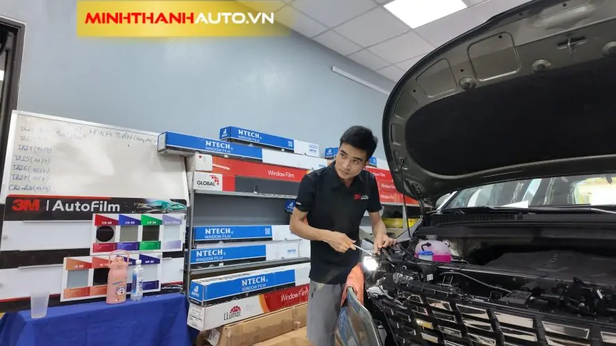 minh thanh auto do den bi led gtr cho xe kia carnival