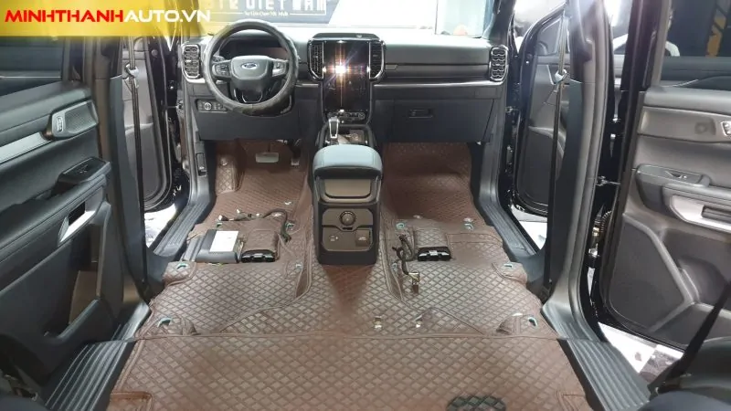 minh thanh auto boc san 7d cao cap cho ford everest