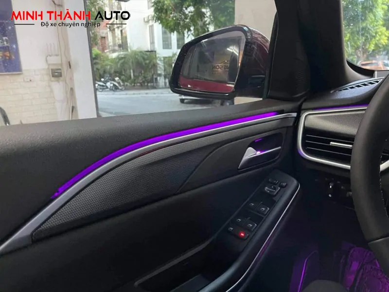 Led-noi-that-phu-kien-vinfast-vf5-minhthanhauto