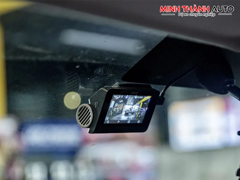 Quy-trinh-lap-camera-hanh-trinh-cho-xe-tai-minhthanhauto