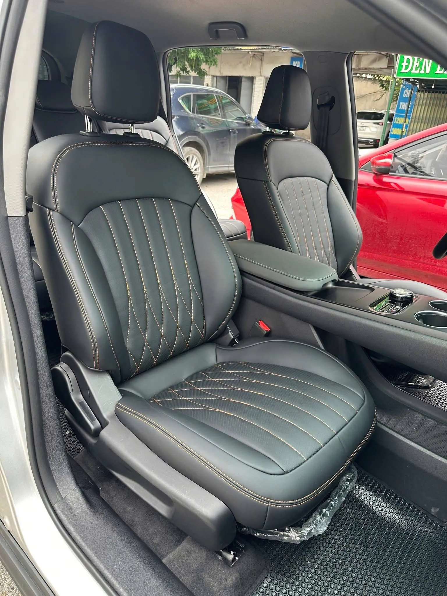 Mẫu Bọc Ghế Vinfast Limo Green (18)