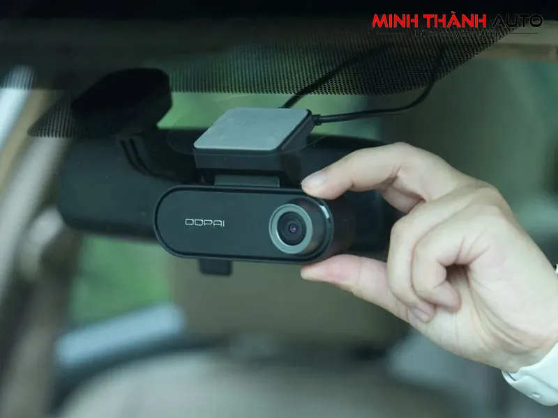 Ddpai-n5-camera-hanh-trinh-cho-xe-vinfast-limo-green-minhthanhauto