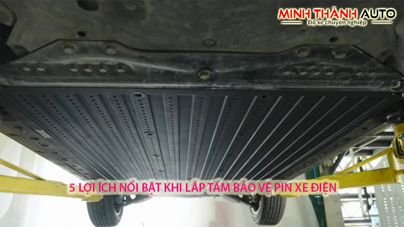 Thumbnail-loi-ich-cua-tam-bao-ve-pin-xe-dien-minhthanhauto