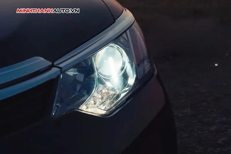 Lynk-co-06-10-phu-kien-sieu-chat-3