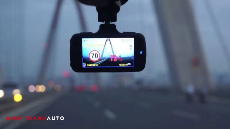 Cac-vi-tri-camera-ai-phat-nguoi-tai-vinh-long-camera-hanh-trinh-vietmap-minhthanhauto