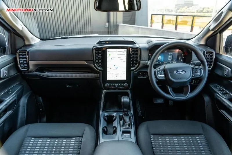 Phu-kien-do-everest-chinh-hang-1