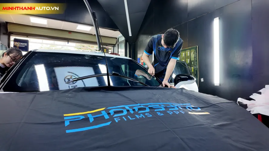 Minh Thanh Auto Dan Kinh Mat Phim Cach Nhiet Photosync Ird Dat Chuan