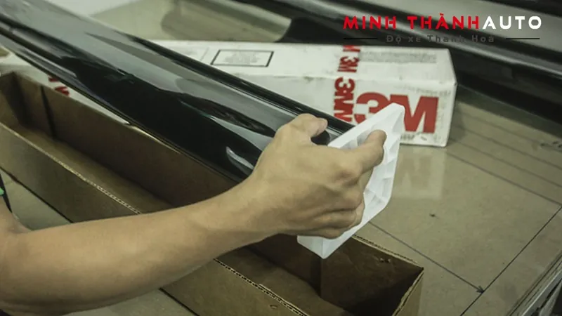 danh gia phim cach nhiet o to 3m nr 5 15 25 35 minhthanhauto Đánh giá phim cách nhiệt 3M NR 5, NR 15, NR 25, NR 35